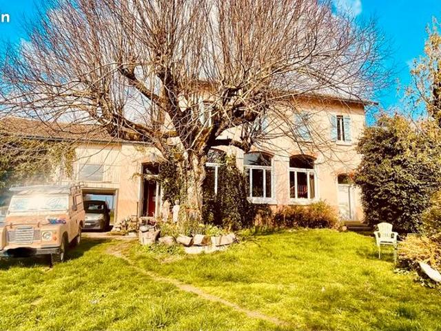 Maison 5 pièces 140 m²