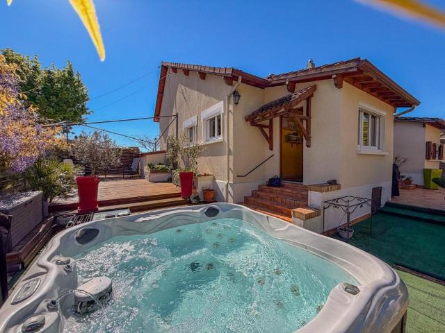 Maison 5 pièces 140 m²