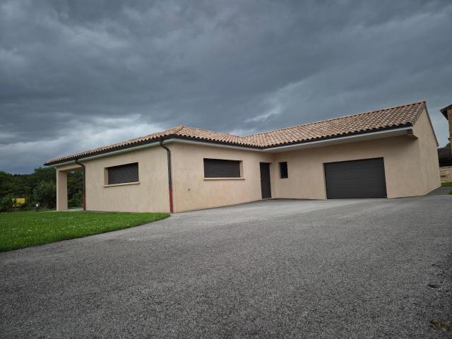 Maison 5 pièces 140 m²