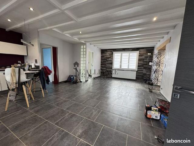Maison 5 pièces 140 m²