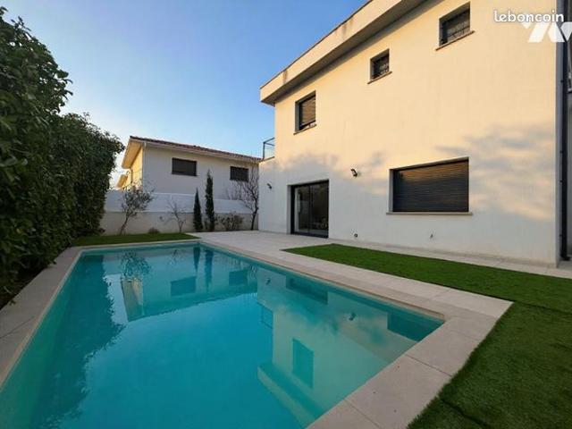 Maison 5 pièces 140 m²