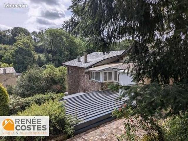 Maison 5 pièces 140 m²