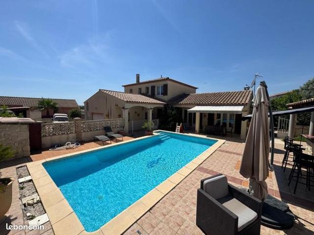 Maison 5 pièces 140 m²