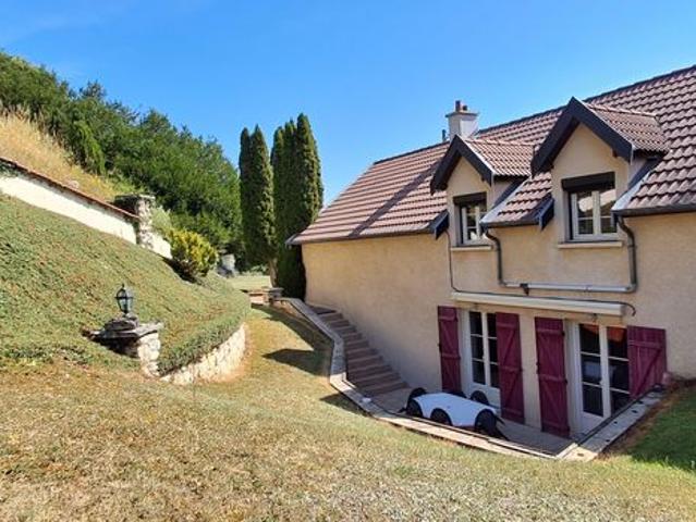 Maison 5 pièces 140 m²