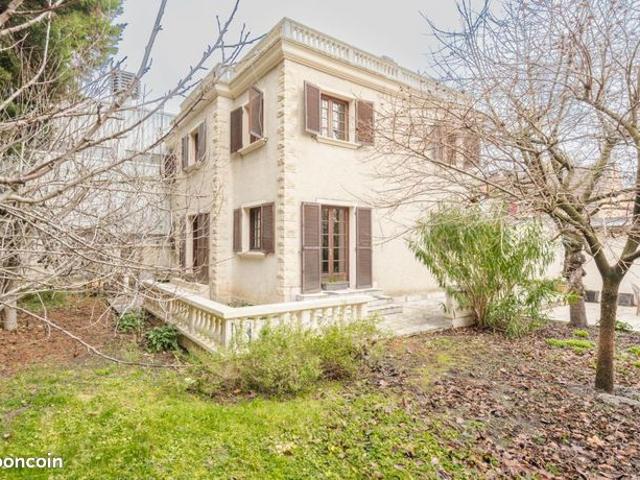 Maison 5 pièces 140 m²