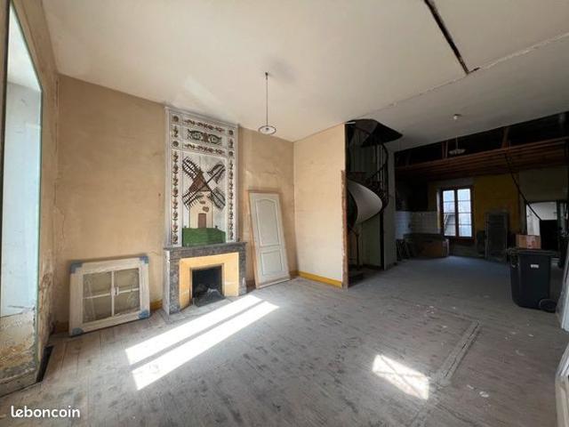 Maison 5 pièces 140 m²