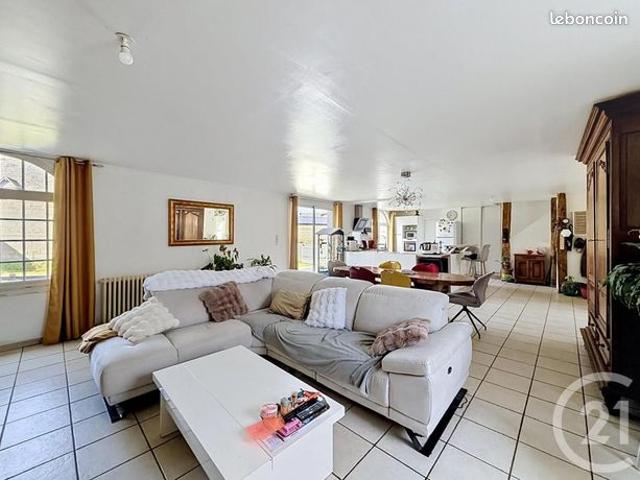 Maison 5 pièces 140 m²