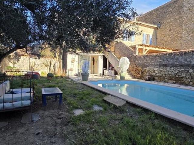 Maison 5 pièces 140 m²