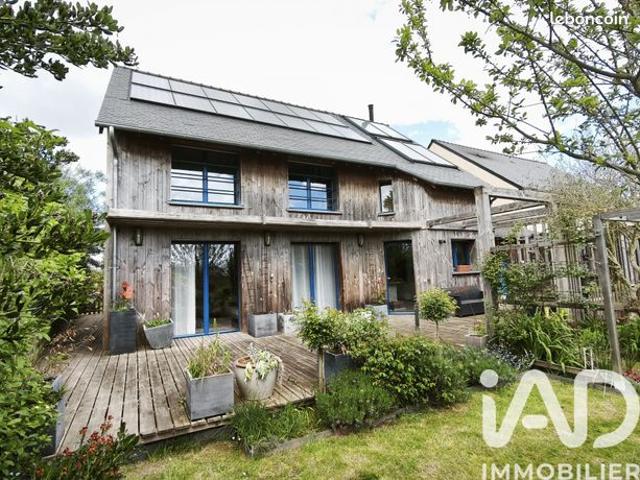 Maison 5 pièces 140 m²