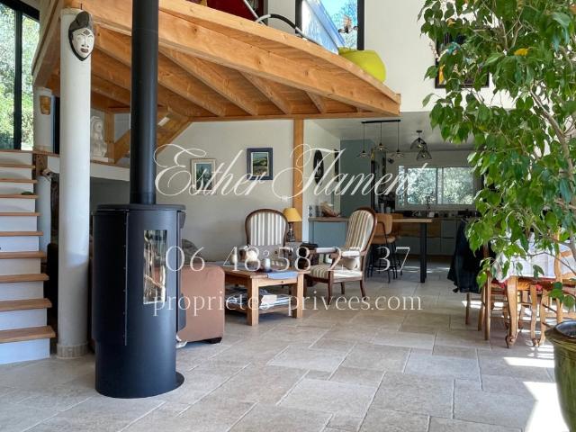 Maison 5 pièces 140 m²