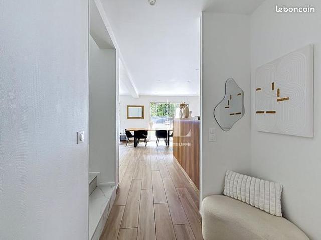 Maison 5 pièces 140 m²