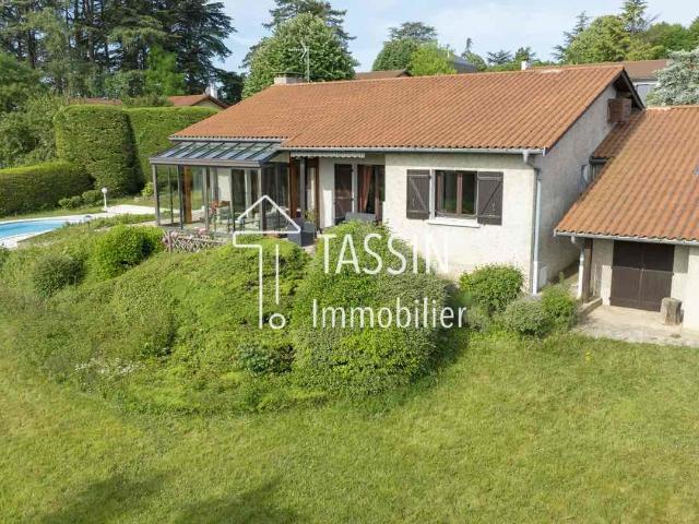 Maison 5 pièces 140 m²
