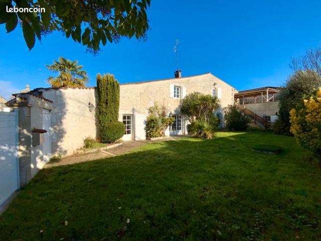 Maison 5 pièces 140 m²