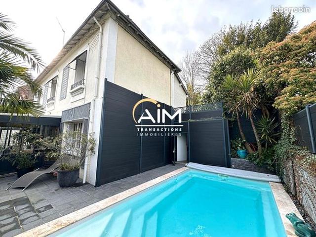 Maison 5 pièces 140 m²