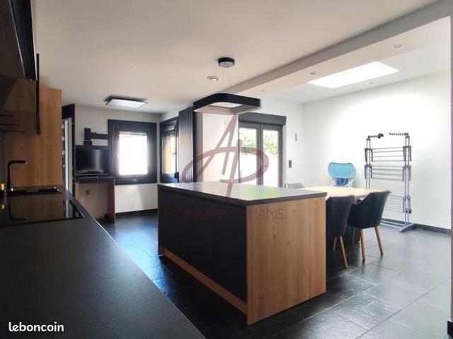 Maison 5 pièces 140 m²
