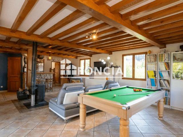 Maison 5 pièces 140 m²