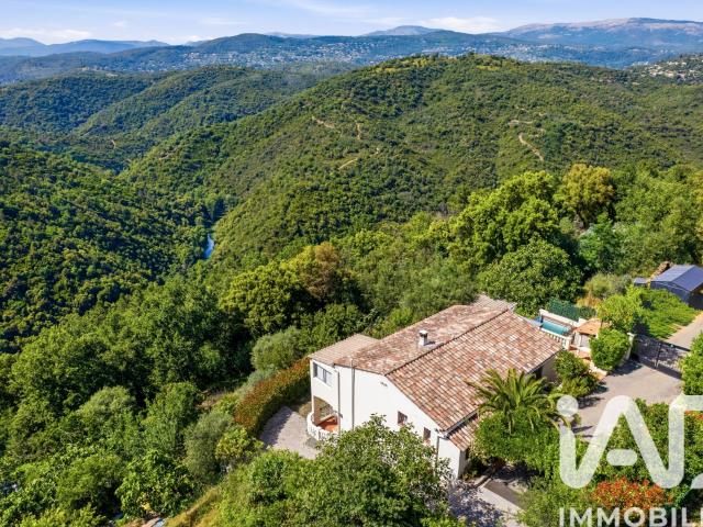 Maison 5 pièces 140 m²