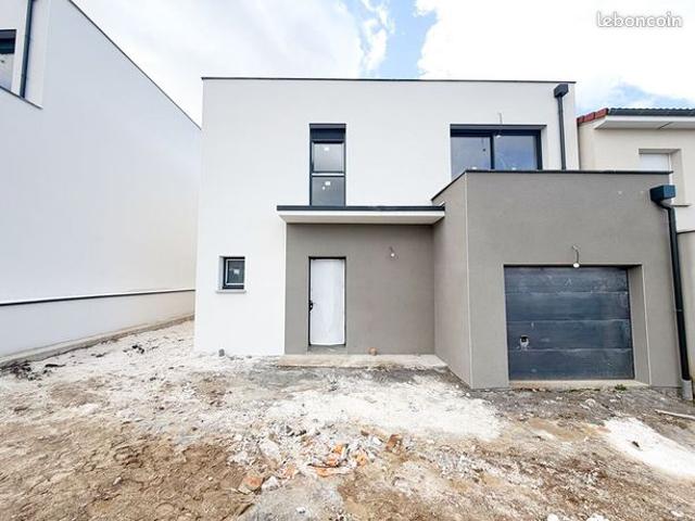 Maison 5 pièces 140 m²