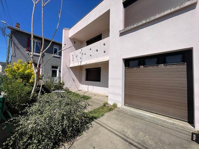 Maison 5 pièces 140 m²