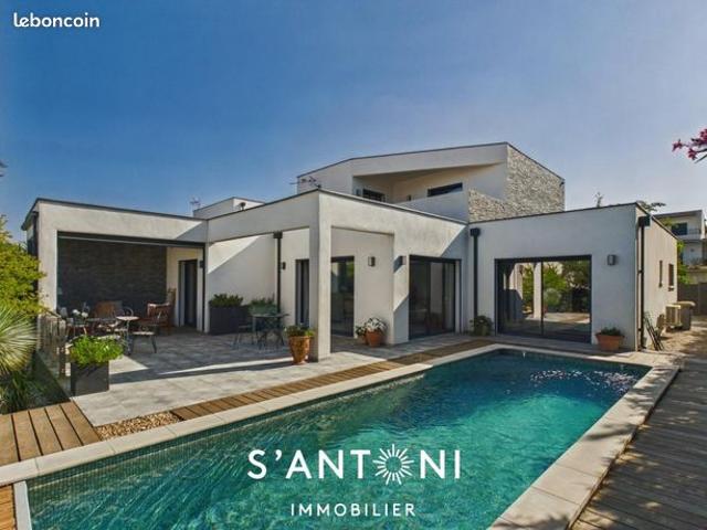 Maison 5 pièces 140 m²