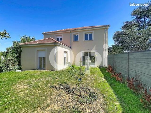 Maison 5 pièces 140 m²