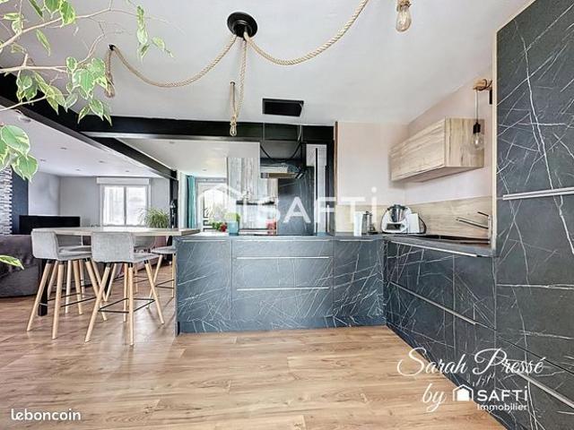 Maison 5 pièces 140 m²