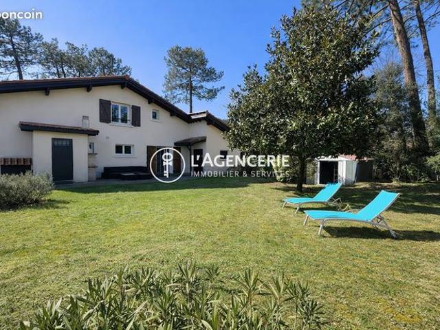Maison 5 pièces 140 m²