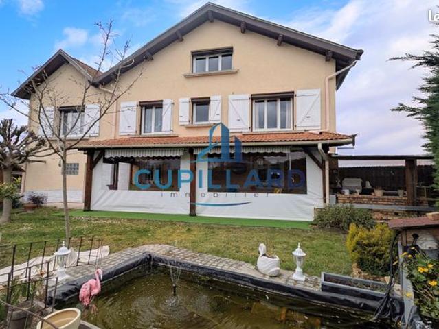 Maison 5 pièces 140 m²