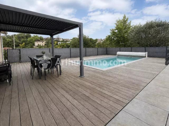 Maison 5 pièces 140 m²
