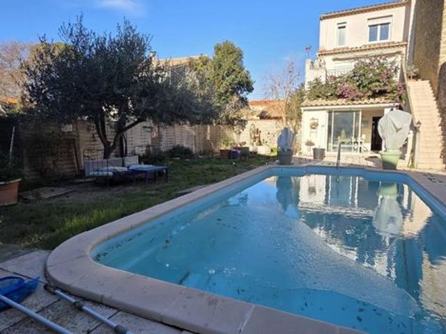 Maison 5 pièces 140 m²