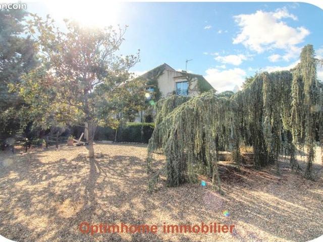 Maison 5 pièces 140 m²