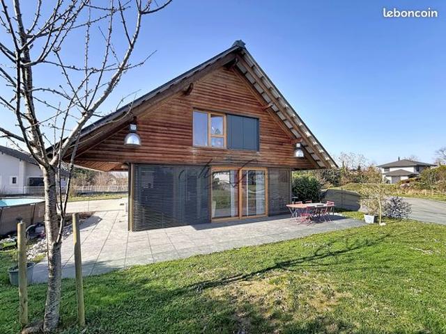 Maison 5 pièces 140 m²