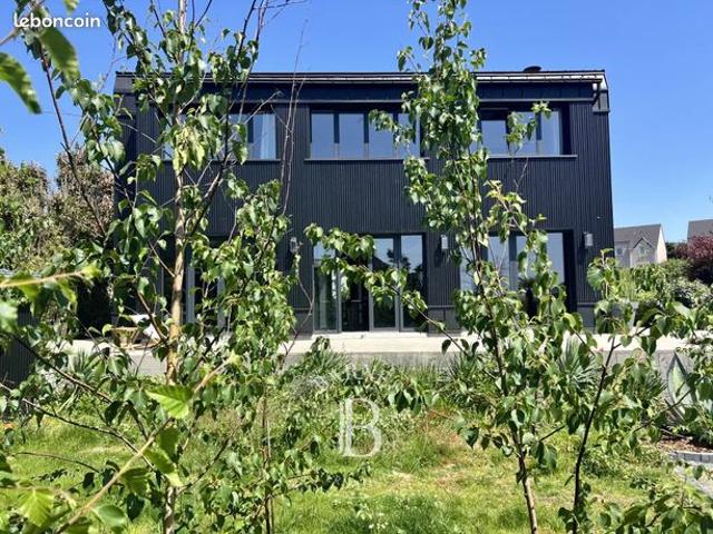 Maison 5 pièces 140 m²