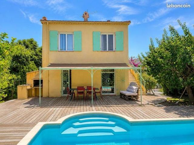 Maison 5 pièces 140 m²