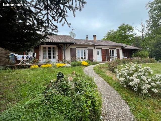 Maison 5 pièces 140 m²