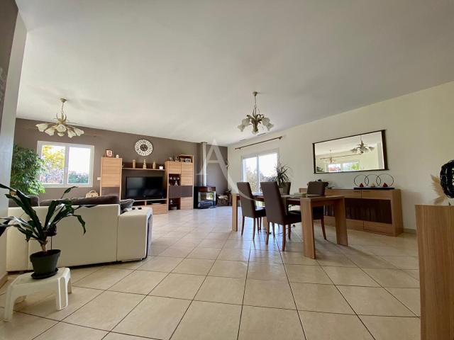 Maison 5 pièces 140 m²