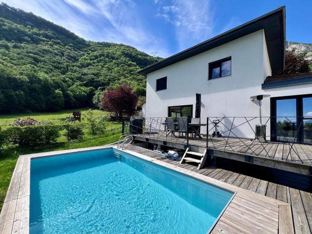 Maison 5 pièces 140 m²
