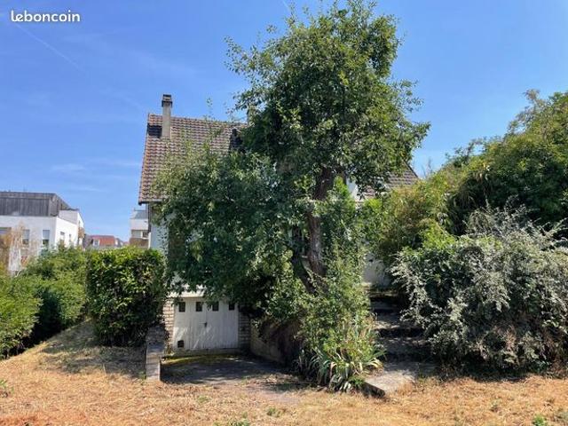 Maison 5 pièces 140 m²