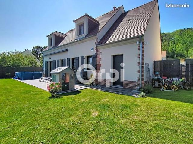 Maison 5 pièces 140 m²