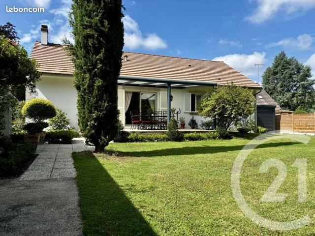 Maison 5 pièces 140 m²