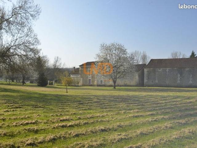 Maison 5 pièces 140 m²