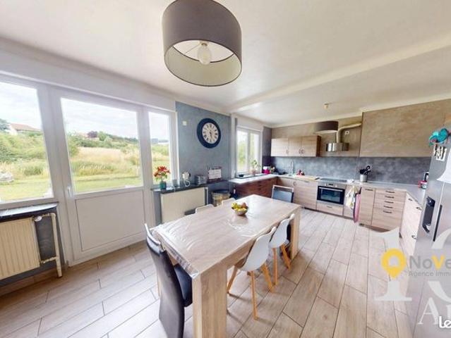 Maison 5 pièces 140 m²
