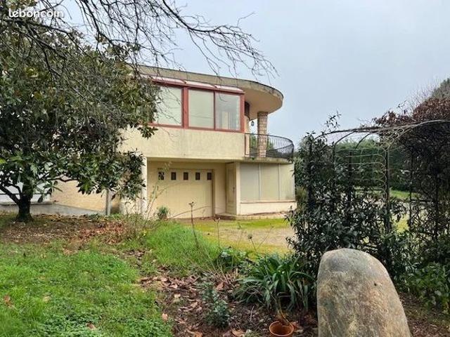 Maison 5 pièces 140 m²