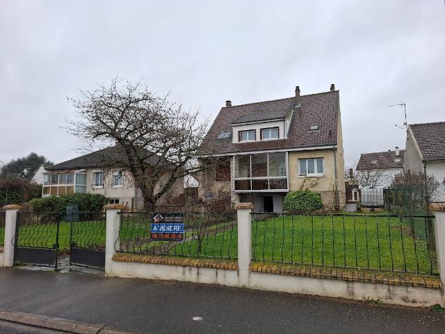 Maison 5 pièces 140 m²