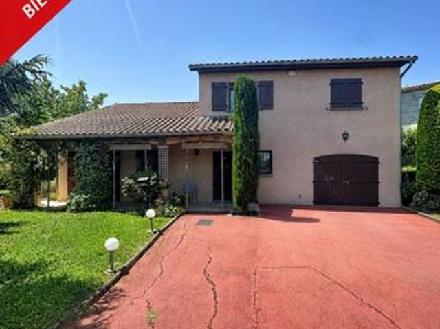 Maison 5 pièces 140 m²