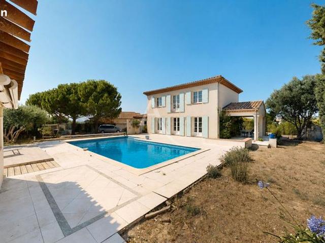 Maison 5 pièces 140 m²
