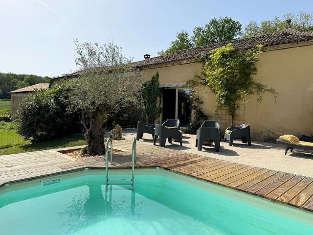 Maison 5 pièces 140 m²