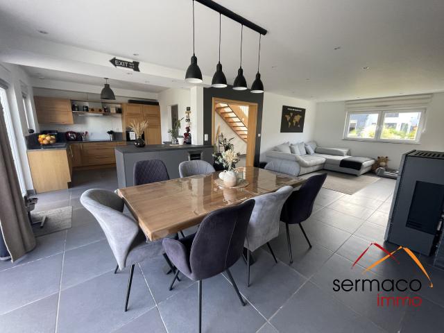 Maison 5 pièces 140 m²