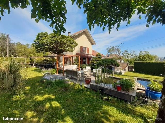 Maison 5 pièces 140 m²