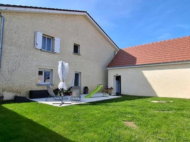 Maison 5 pièces 140 m²